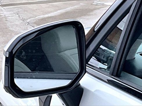 Used 2025 Hyundai Santa Fe Calligraphy image 13