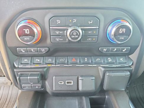 Used 2021 GMC Sierra 1500 Denali w/ Denali Ultimate Package image 26