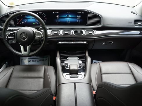 Used 2020 Mercedes-Benz GLS 450 4MATIC image 16