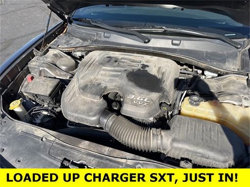 Used 2019 Dodge Charger SXT w/ Leather Interior Group image 29