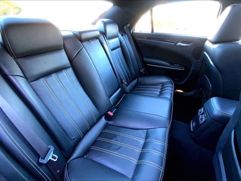 Certified 2023 Chrysler 300 S image 27