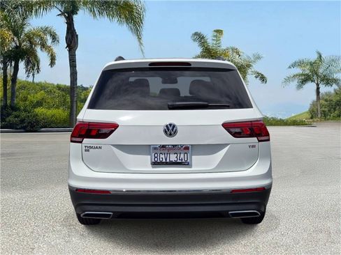 Used 2018 Volkswagen Tiguan SE image 5
