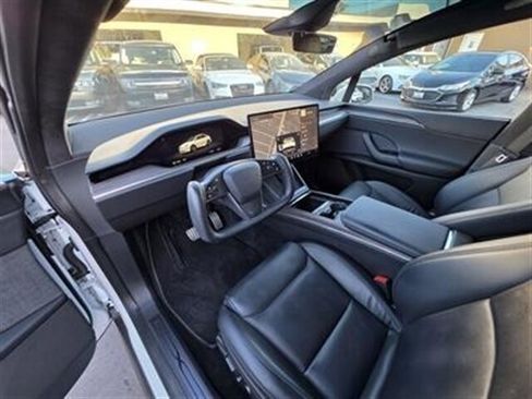 Used 2022 Tesla Model X AWD/4WD image 15