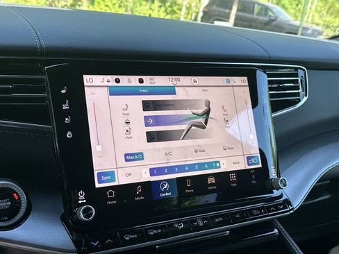 New 2026 Jeep Grand Wagoneer L Limited image 29