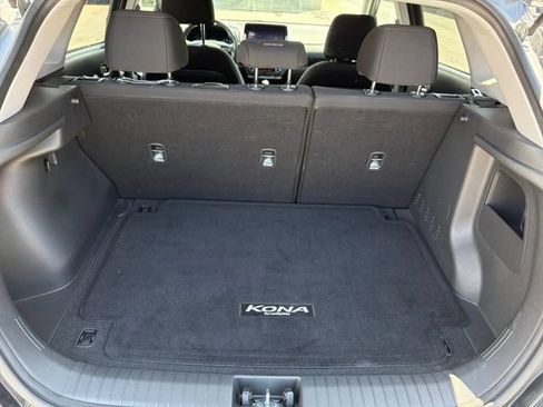Used 2023 Hyundai Kona SEL w/ Convenience Package FWD image 11