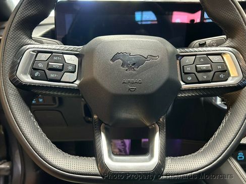Used 2025 Ford Mustang GT Premium RWD image 16