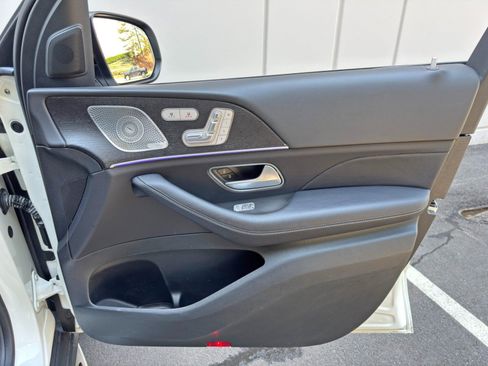 Used 2023 Mercedes-Benz GLS 580 4MATIC image 52