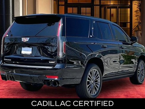Used 2024 Cadillac Escalade V w/ Heavy-Duty Trailer Package AWD/4WD image 6