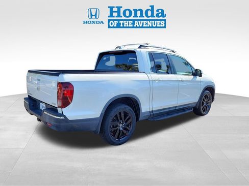 Used 2017 Honda Ridgeline RTL-T image 4