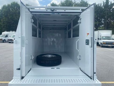 New 2025 Chevrolet Express 3500 w/ Power Convenience Package image 8