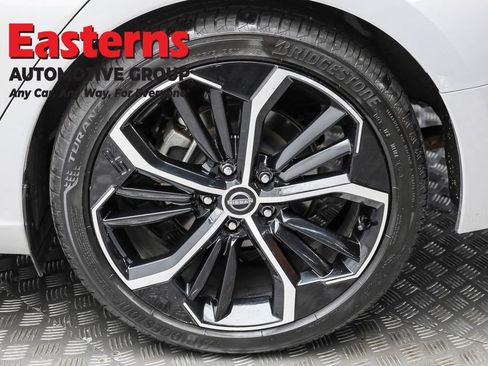 Used 2024 Nissan Altima 2.5 SR image 8