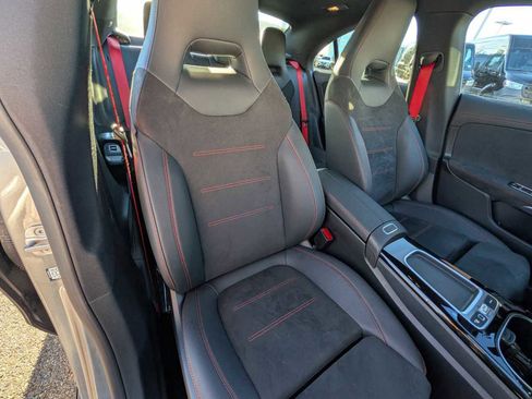 Used 2025 Mercedes-Benz CLA 35 AMG 4MATIC image 26