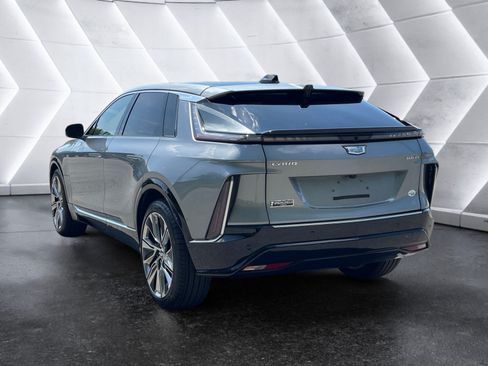 Certified 2026 Cadillac Lyriq Signature Luxury w/ Nappa Leather Package AWD/4WD image 4