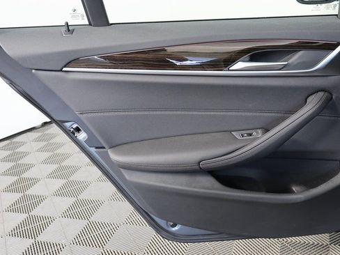 Used 2021 BMW 530i w/ Convenience Package image 12