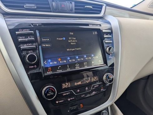 Used 2017 Nissan Murano Platinum image 13