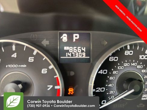 Used 2012 Subaru Legacy 3.6R Limited image 11