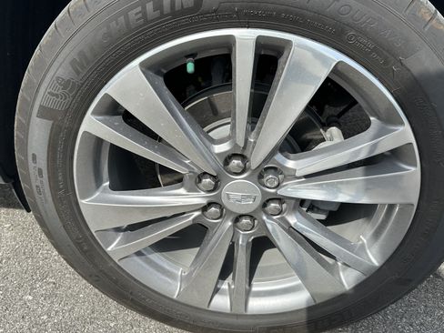Used 2022 Cadillac XT6 Premium Luxury w/ Platinum Package AWD/4WD image 13