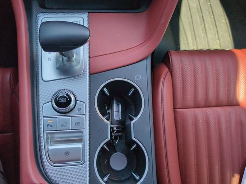 Used 2023 Genesis G70 2.0T w/ Sport Prestige Package AWD/4WD image 9