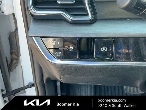 Certified 2024 Kia Sportage X-Line w/ X-Line Premium Package image 19