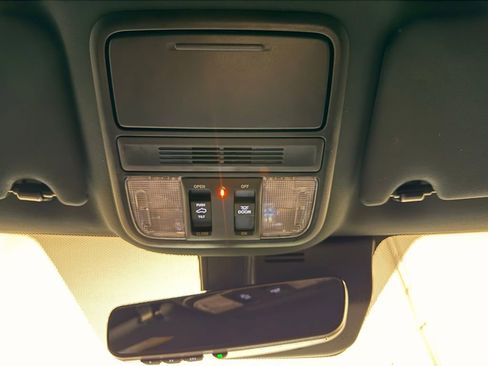 Used 2022 Honda Pilot TrailSport image 20