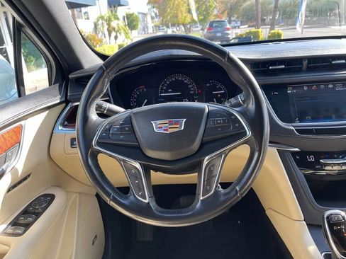 Used 2019 Cadillac XT5 Luxury image 12