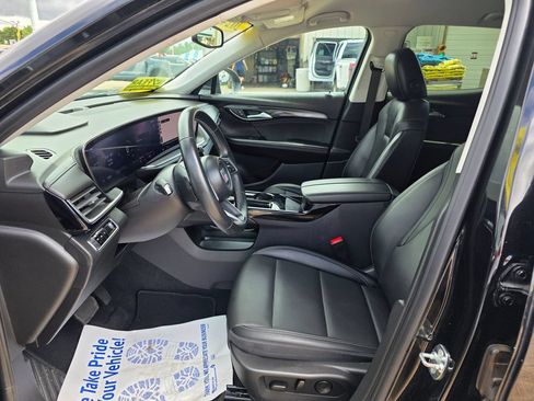 Used 2024 Buick Envision Preferred AWD/4WD image 19