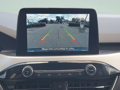 Used 2022 Ford Escape SEL FWD image 17