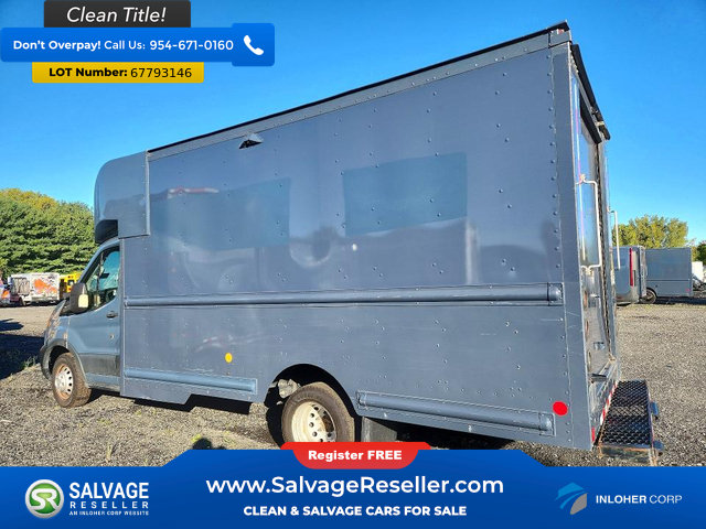 Used 2021 Ford Transit 350 DRW RWD image 3