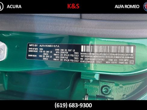 Used 2025 Alfa Romeo Stelvio Sprint AWD/4WD image 4