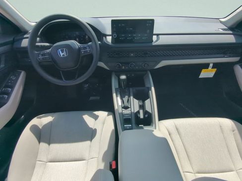 New 2026 Honda Accord LX image 39