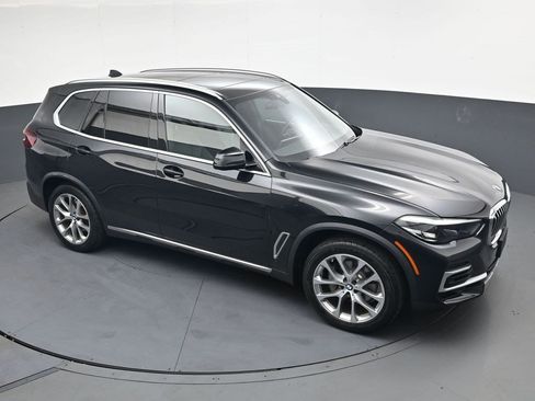 Used 2022 BMW X5 xDrive40i w/ Premium Package AWD/4WD image 18