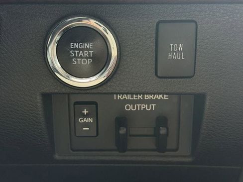 Used 2021 Toyota Tundra 1794 Edition AWD/4WD image 21