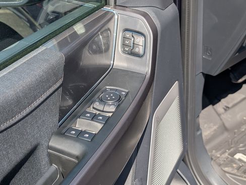 New 2026 Ford F150 Lariat image 15