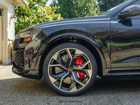 Used 2023 Audi RS Q8 AWD/4WD image 4