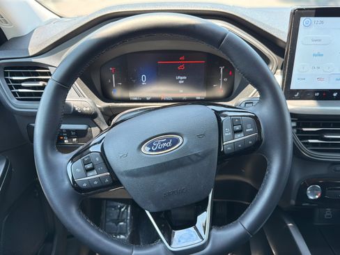 Used 2025 Ford Escape Active w/ Tech Pack #1 AWD/4WD image 21