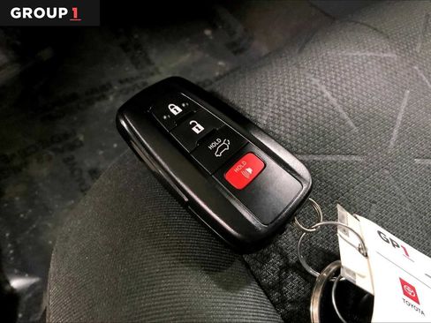 Used 2023 Toyota RAV4 XLE w/ Convenience Package image 15