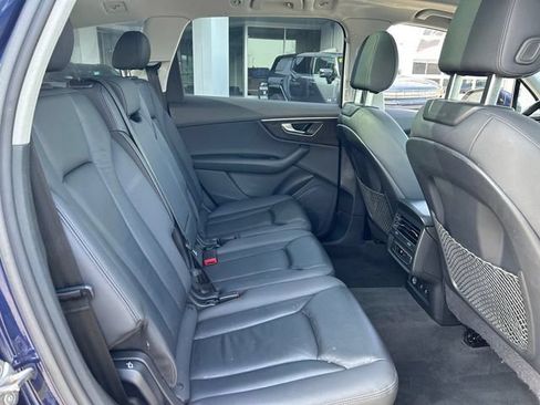 Used 2022 Audi Q7 3.0T Premium AWD/4WD image 25