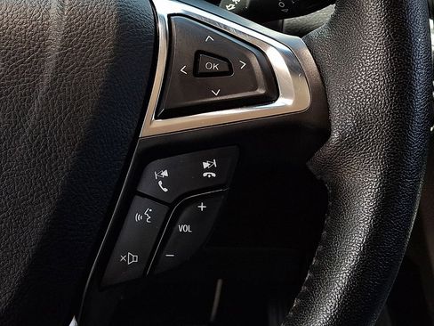 Used 2022 Ford Edge Titanium AWD/4WD image 21