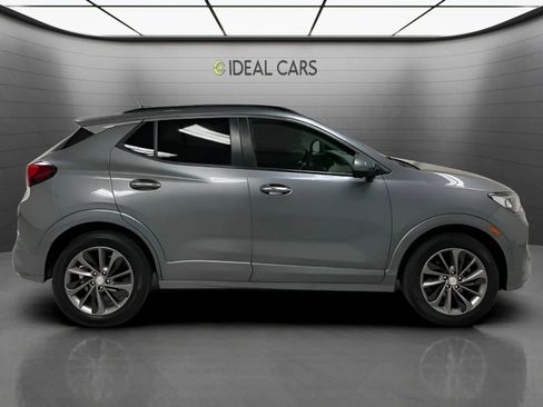 Used 2021 Buick Encore GX Essence w/ Advanced Technology Package AWD/4WD image 4