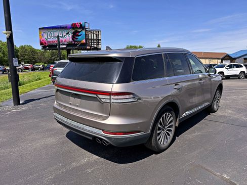 Used 2020 Lincoln Aviator Reserve w/ Equipment Group 201A AWD/4WD image 9