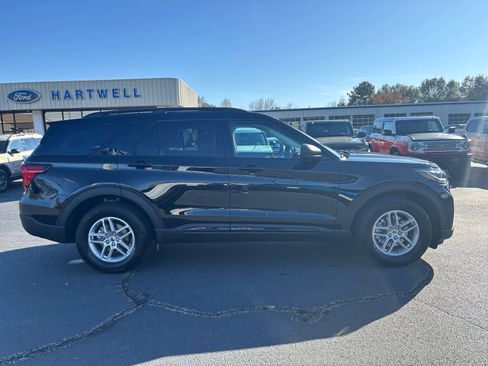 New 2026 Ford Explorer Active image 26