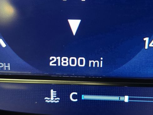 Used 2024 Chevrolet Tahoe High Country image 19