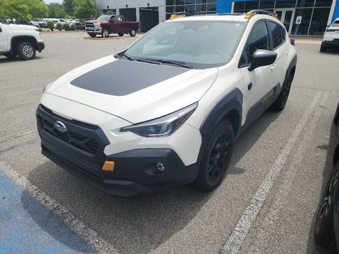 Used 2025 Subaru Crosstrek 2.5i Wilderness w/ Wilderness Package AWD/4WD image 2