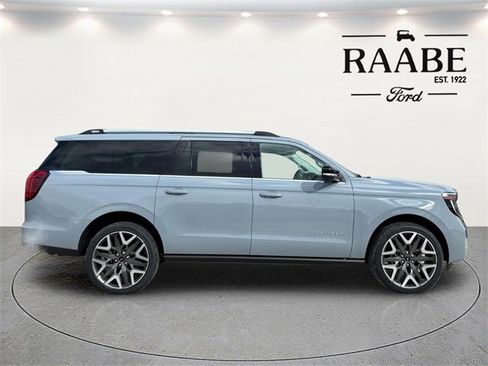 New 2026 Ford Expedition Max Platinum w/ Platinum Ultimate Package image 3