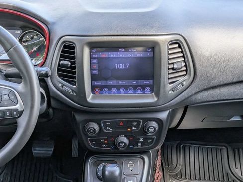 Used 2021 Jeep Compass Trailhawk AWD/4WD image 17