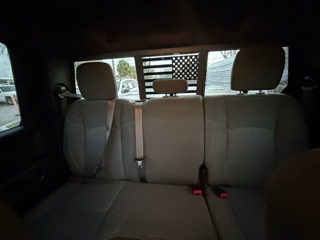 Used 2021 RAM 1500 Classic SLT RWD image 16