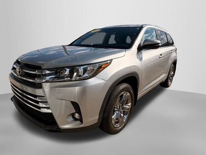 Used 2019 Toyota Highlander Limited Platinum