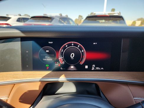 New 2026 Volkswagen Tiguan SEL R-Line image 17