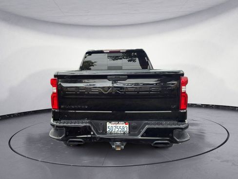 Used 2020 Chevrolet Silverado 1500 LT Trail Boss w/ Midnight Edition AWD/4WD image 6