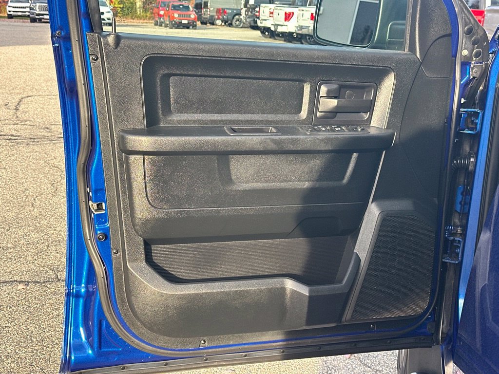 Used 2018 RAM 1500 Express w/ Express Value Package AWD/4WD image 13
